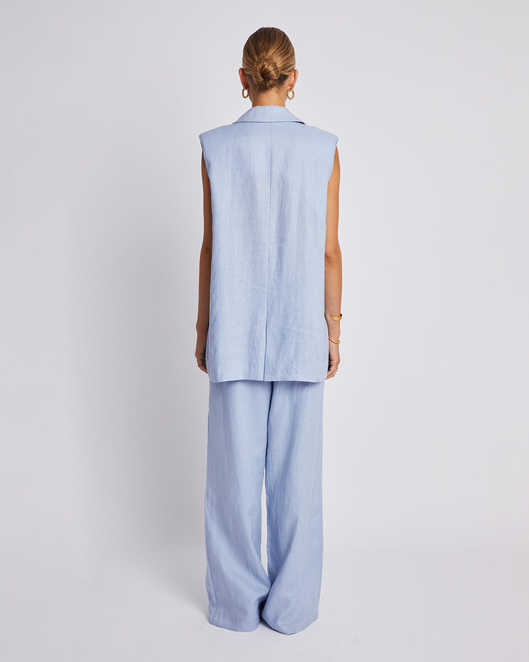 Summi Summi Sleeveless Blazer Alice Blue