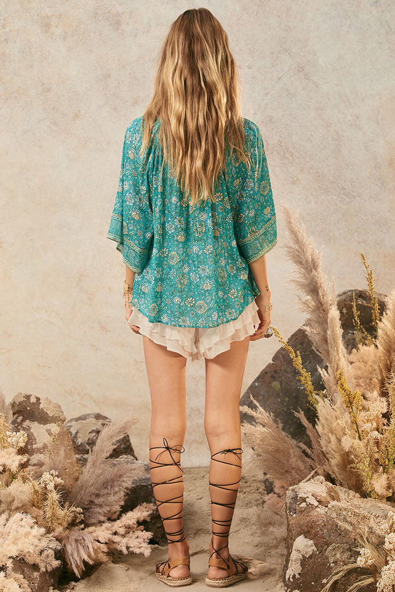 Spell Teodora Short White Smoke