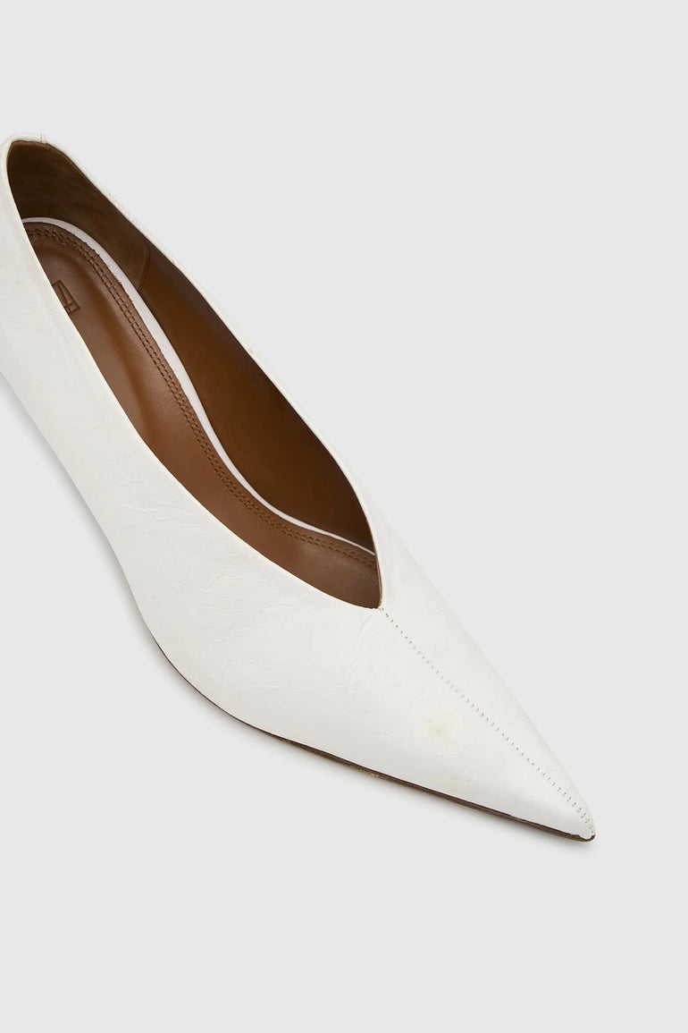 Camilla and Marc Rhys Pump White