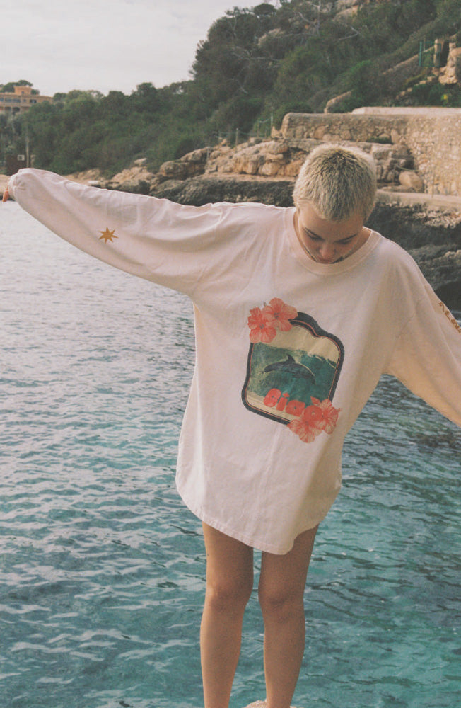 Ciao Ciao Vacation Dolphin Tee