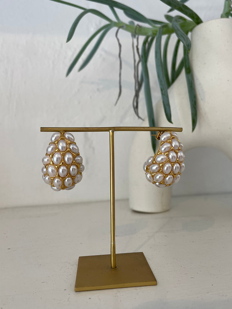 La Bohéme Girls Pearl Teardrop Earrings